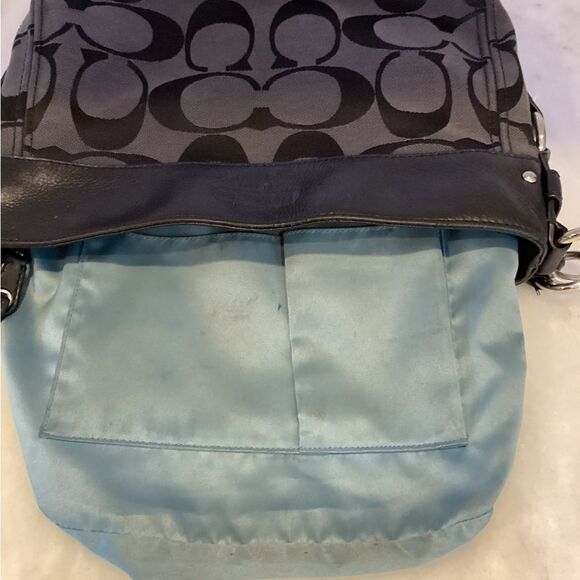 Coach Zoe Jacquard Signature Logo Medium Shoulder - Picture 15 of 15